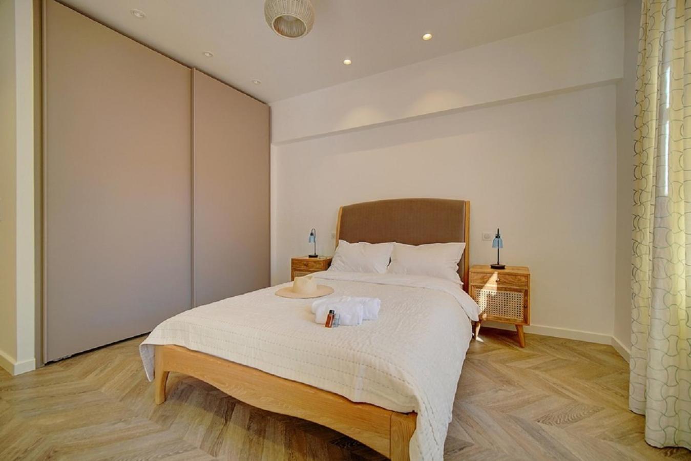 Magnifique 3 Pieces Renove Cannes Centre 'Banane' Avec Veranda ! A2B88 מראה חיצוני תמונה